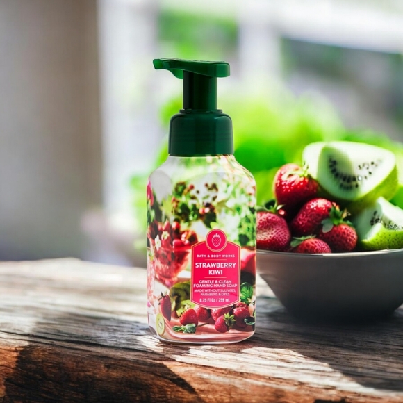 💙Strawberry Kiwi Hand Soap Gentle and Clean Foaming 8.75 - Picture 1 of 6